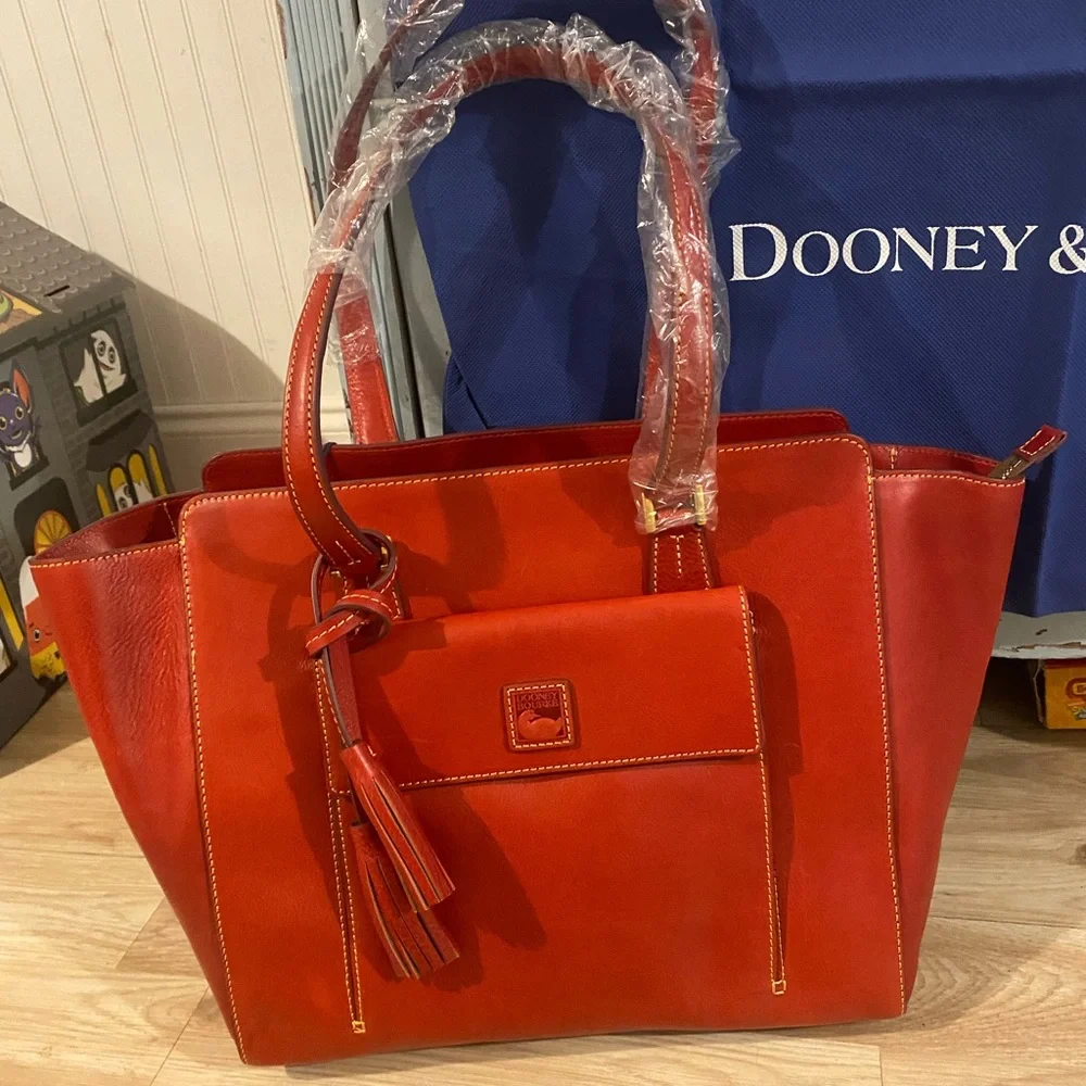 Dooney & Bourke Red Leather Tote with Tassel Accent NWT East/West Shopper - Picture 2 of 6